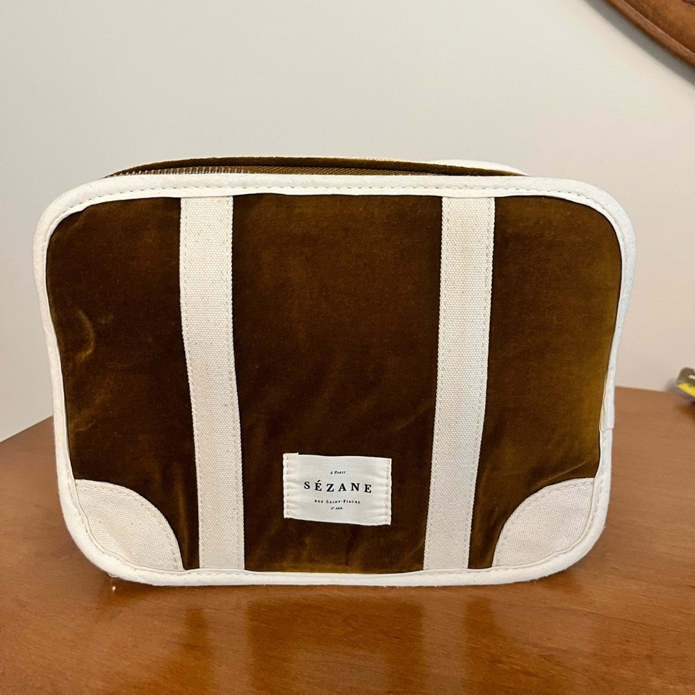 Sezane velour cosmetic case